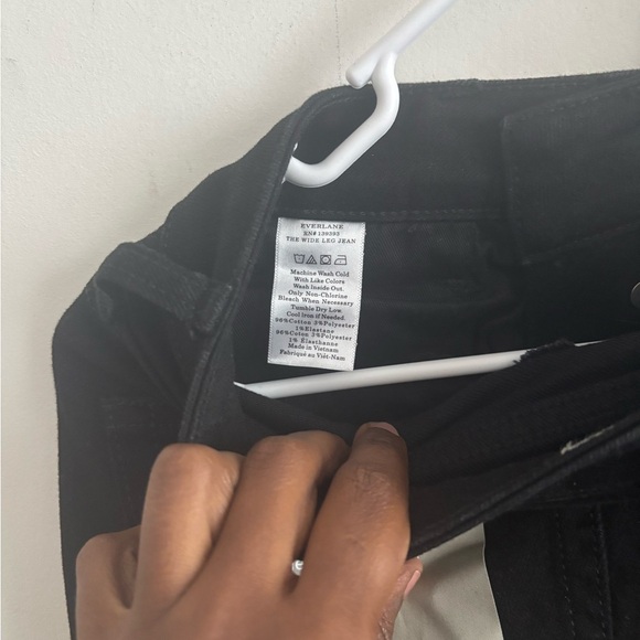 Everlane Jeans Women’s Size 26 The Button Fly High Rise Wide Leg Black Ankle - Picture 5 of 5